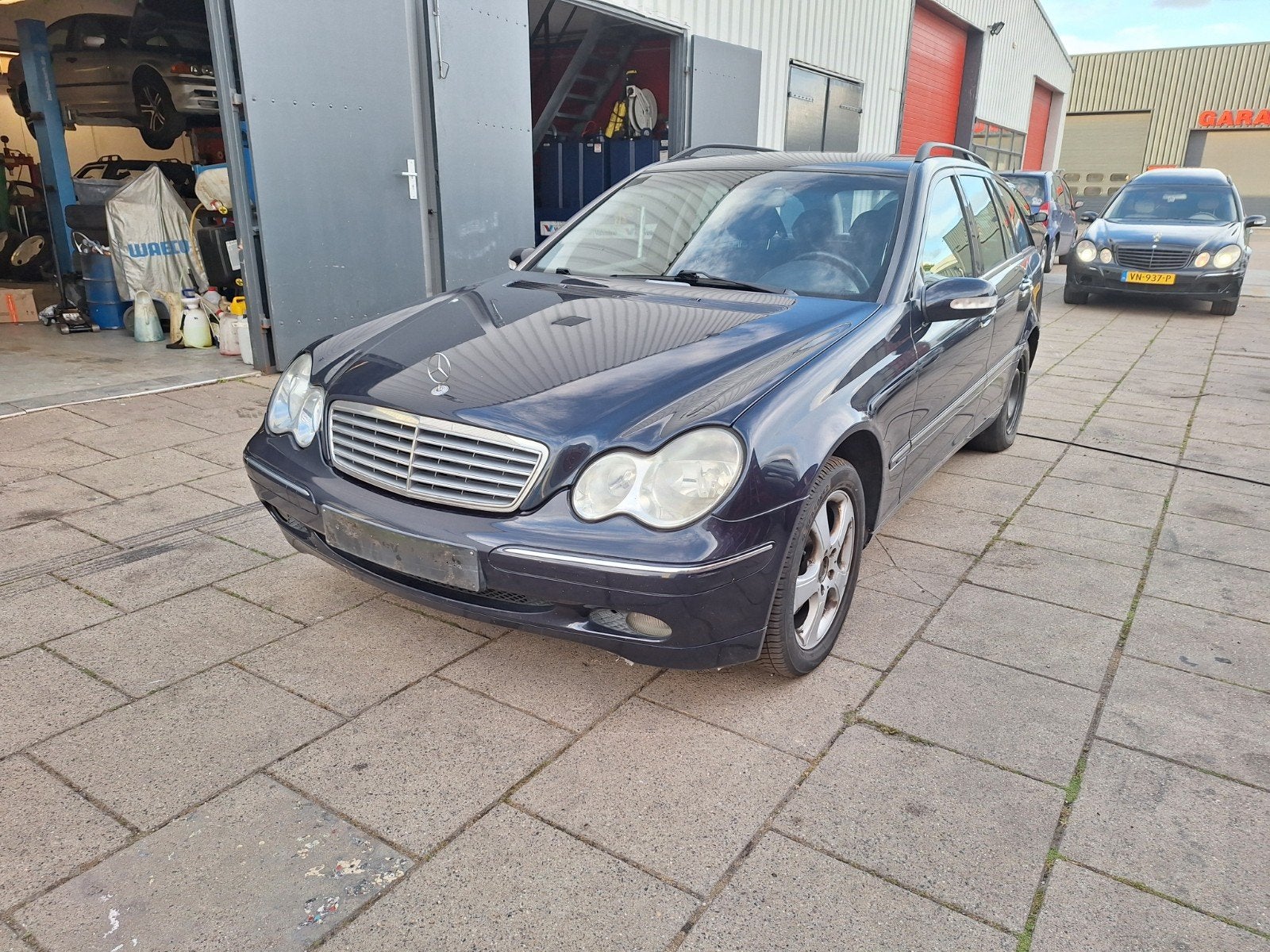 In onderdelen Mercedes C240 W203 C-klasse, Mercedes-Benz, Ophalen of Verzenden, W203, W203
