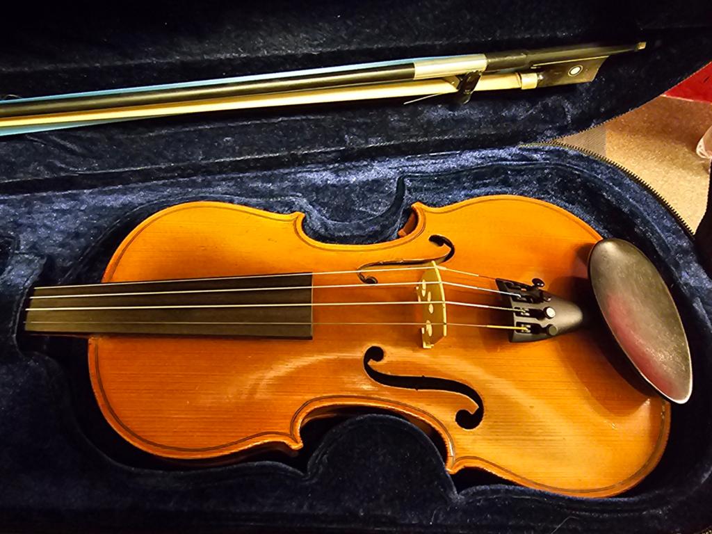 Nette 3/4 viool set incl. koffer & strijkstok – speelklaar, Muziek en Instrumenten, Strijkinstrumenten | Violen en Altviolen, Ophalen of Verzenden