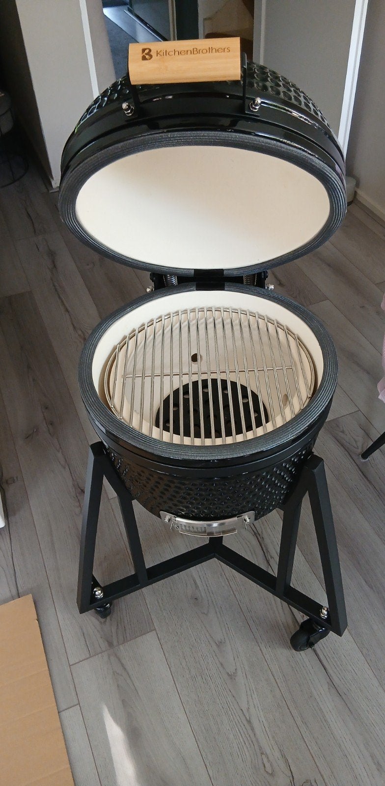 16 inch kamado bbq, Tuin en Terras, Ophalen, Nieuw, KitchenBrothers, Met accessoires