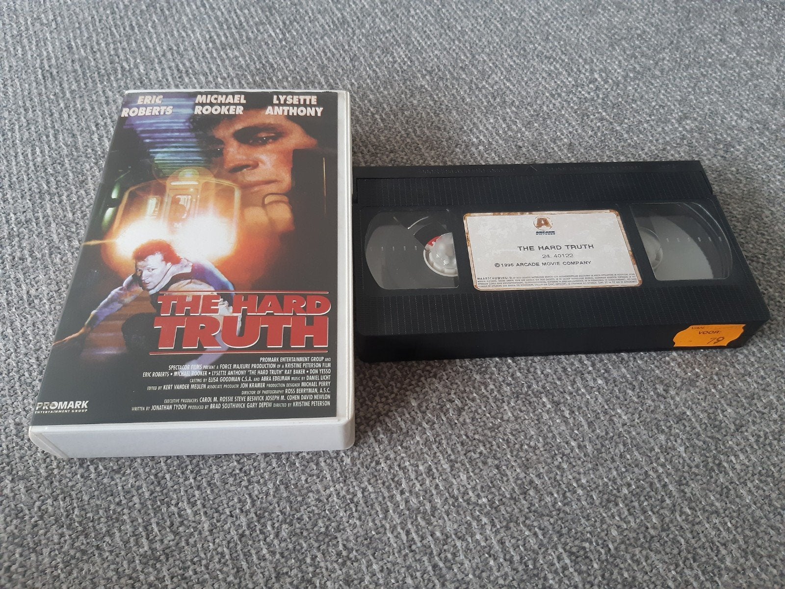 VHS. The hard Truth. Eric Roberts. Michael Rooker., Vanaf 16 jaar, Verzenden, Zo goed als nieuw, Actie en Avontuur