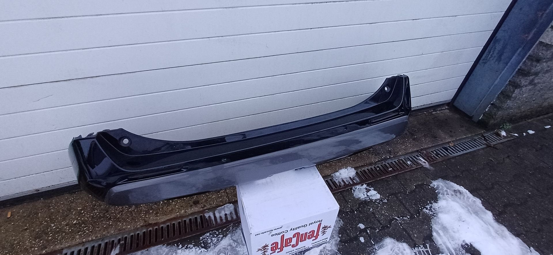 Toyota RAV4 Bumper Achterbumper 5215942320 PDC Diffuser, Auto-onderdelen, Gebruikt, -, -, Ophalen of Verzenden