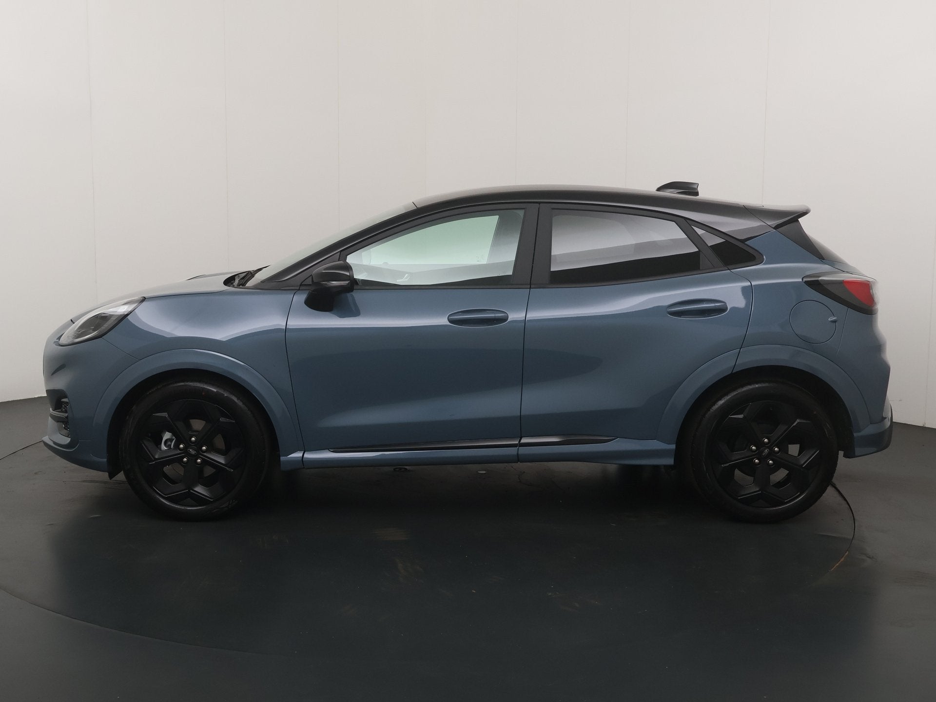 Ford Puma 155pk EcoBoost Hybrid BlueCruise Edition | Matrix, Puma, Blauw, Leder en Stof, Bedrijf
