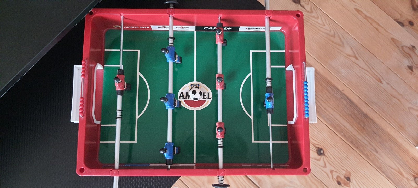 Amstel Bierkrat-voetbalspel (Krattenvoetbal) - Nieuwstaat, Ophalen of Verzenden, Zo goed als nieuw