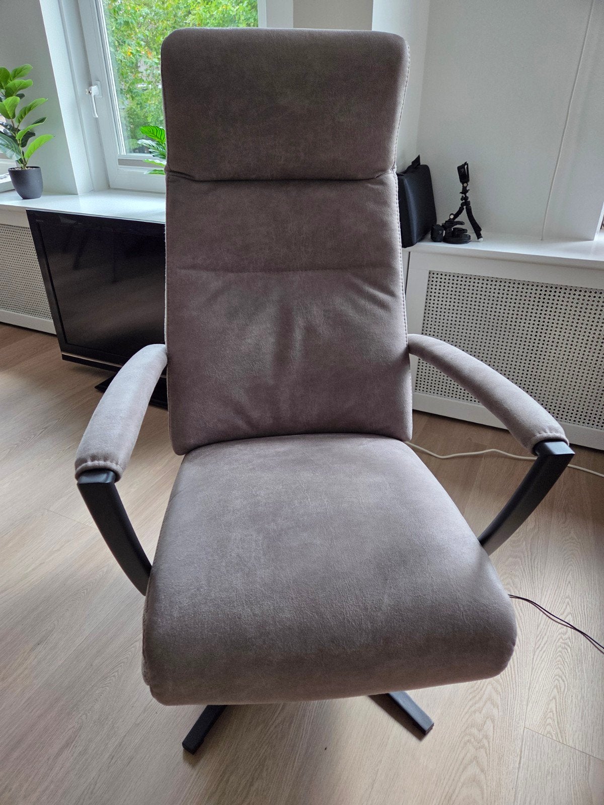 Elektrische relaxfauteuil, Huis en Inrichting, Ophalen, 50 tot 75 cm