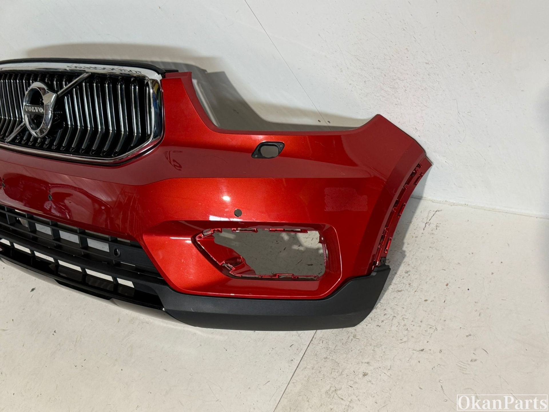 Volvo XC40 Voorbumper 31449359, Auto-onderdelen, Carrosserie en Plaatwerk, Ophalen of Verzenden, Gebruikt, Voor, Bumper
