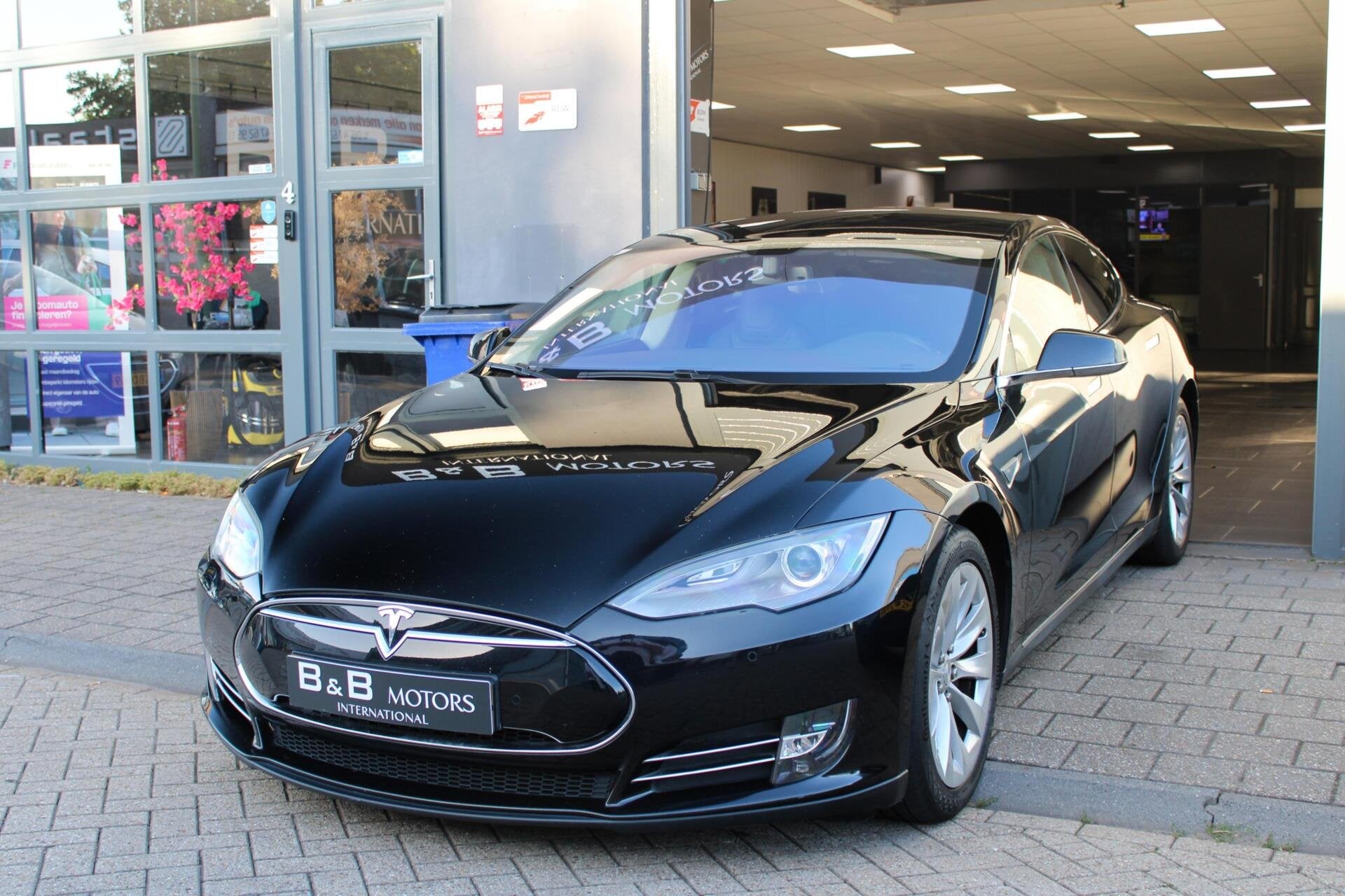 Tesla Model S