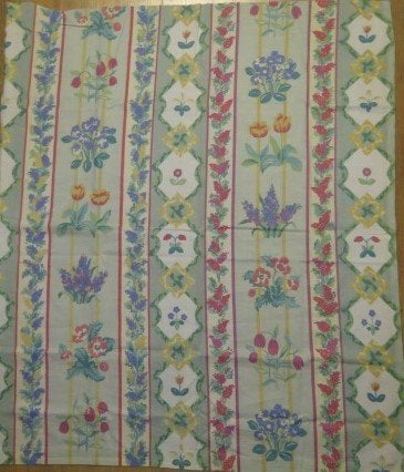 Vintage lap stof met verschillende bloemenbanen, Meerkleurig, Ophalen of Verzenden, Zo goed als nieuw, 30 tot 120 cm