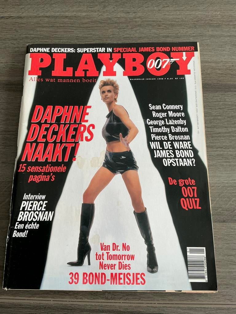 Playboy - Daphne Deckers 007 nummer januari 1998, Ophalen of Verzenden, Gelezen