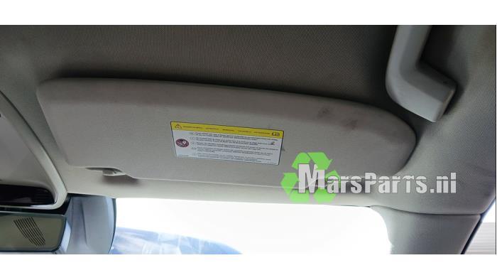 Zonneklep van een Volvo V40, Gebruikt, -, -, Ophalen of Verzenden