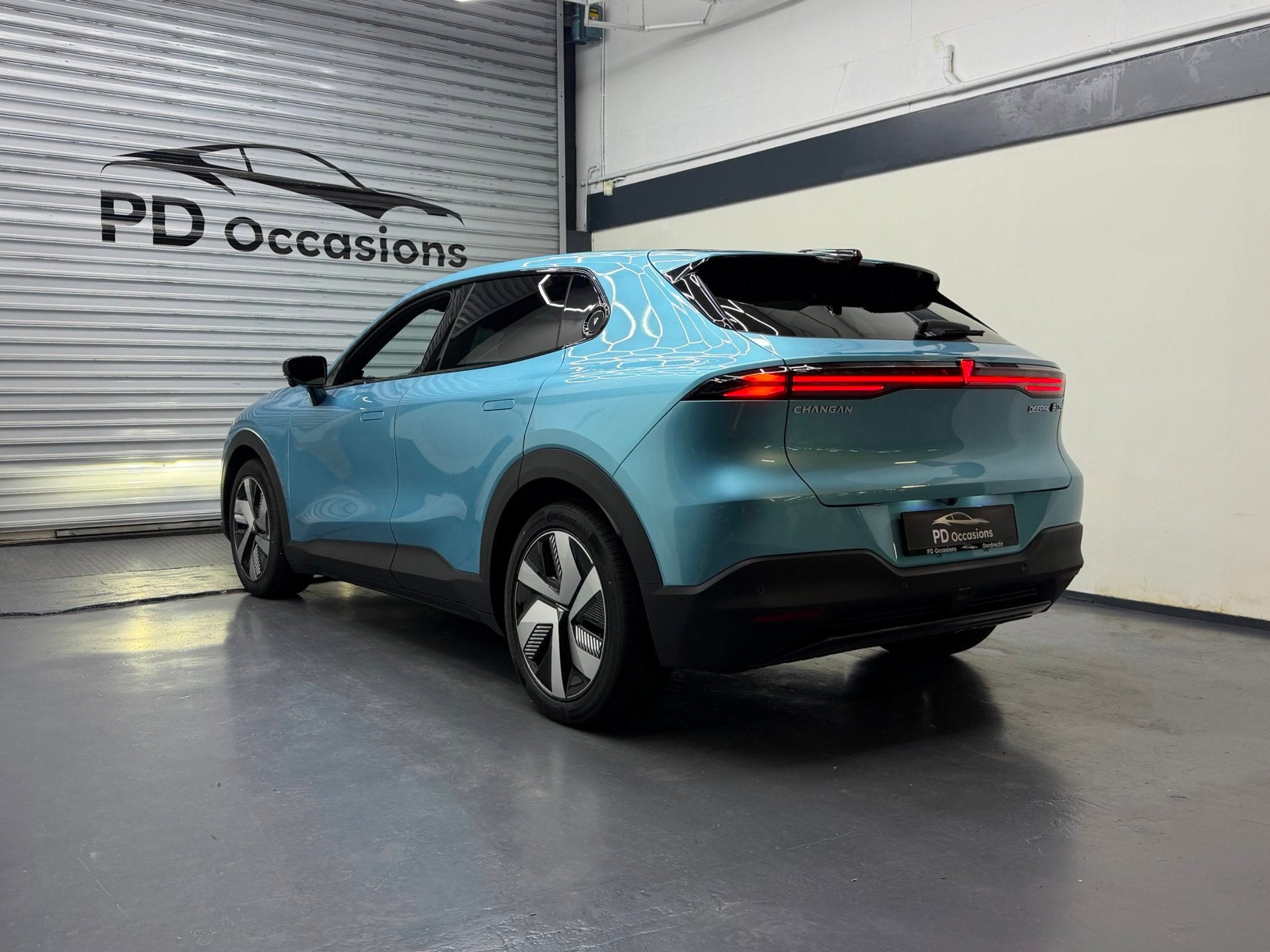 Changan Deepal S05 Pro 68.8 kWh - 486KM Actieradius - Pano -, Auto's, Automaat, 1940 kg, Achterwielaandrijving, Zwart
