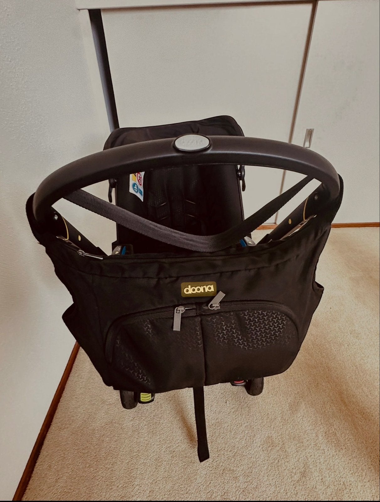 Doona kinderwagen/autostoel set met accessoires, Zo goed als nieuw, Combiwagen, Met autostoeltje, Ophalen