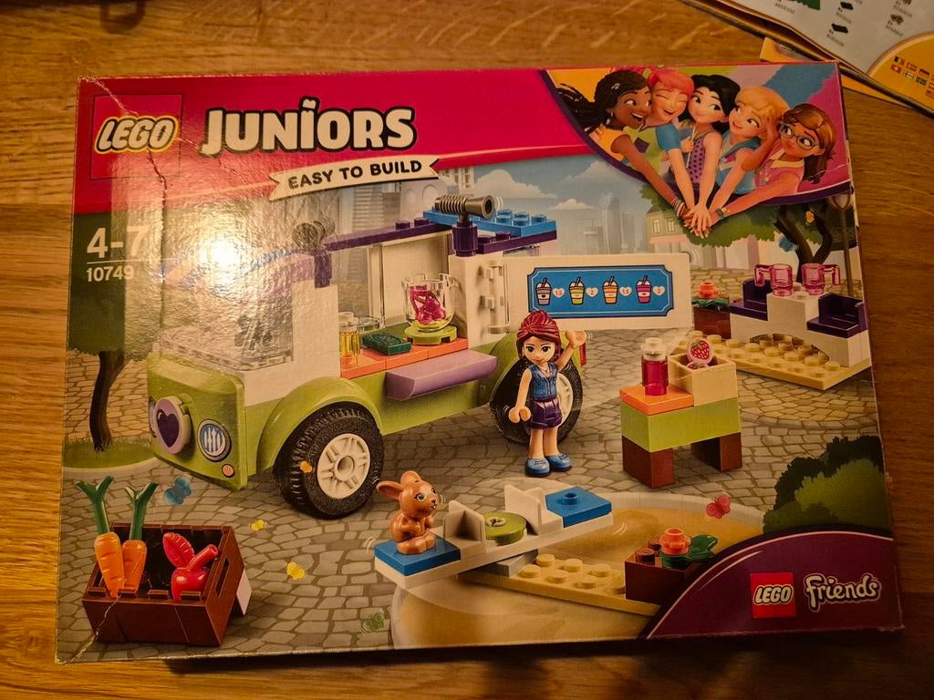 Lego Juniors 10749 Mia's Biologische Voedselwagen, Lego, Friends, Ophalen of Verzenden, Zo goed als nieuw