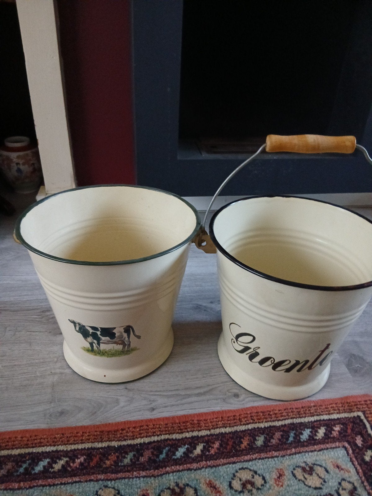 Set van 2 vintage emaille emmers - koe en groente, Antiek en Kunst, Ophalen of Verzenden