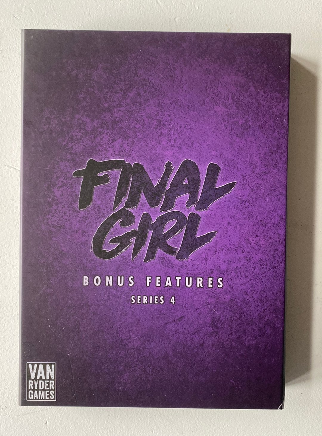 Final Girl Bonus Features Series 4, Ophalen of Verzenden, Zo goed als nieuw