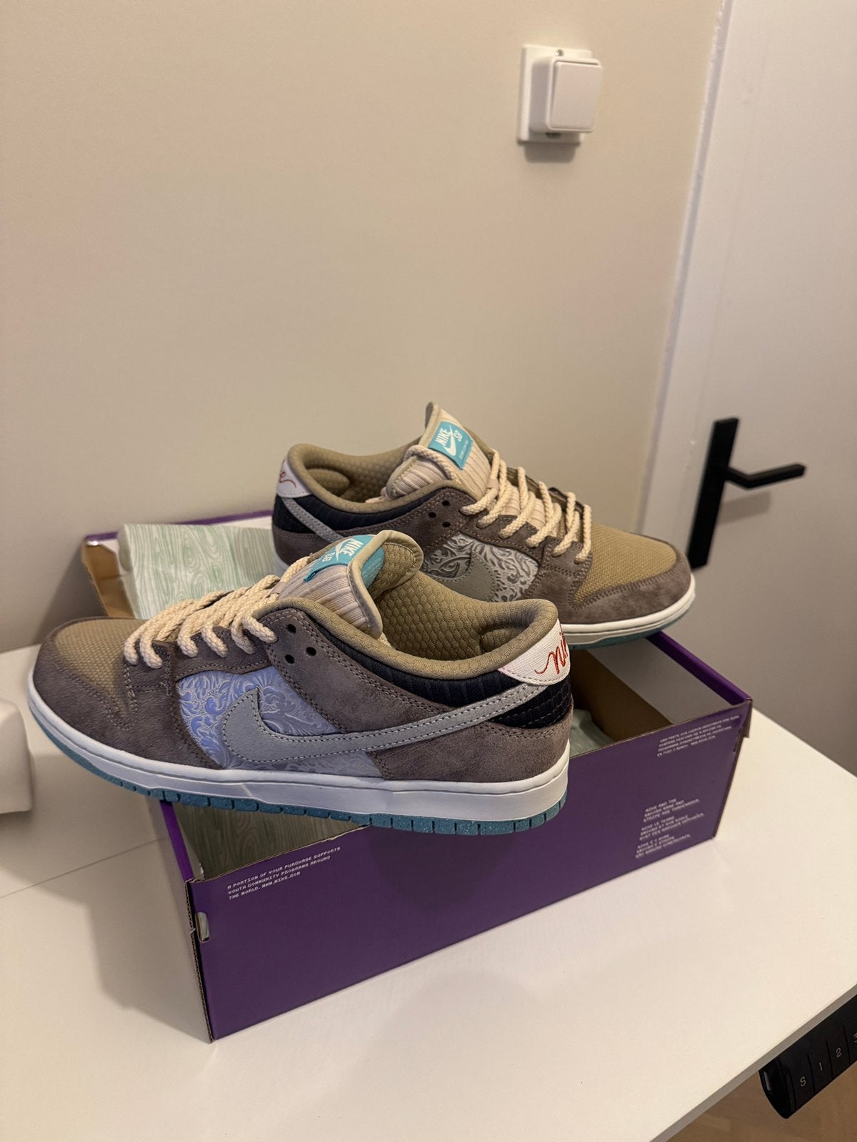 Nike SB Dunk Low Big Money Savings – Met doos, Nieuw, Ophalen of Verzenden, Wit, Sportschoenen