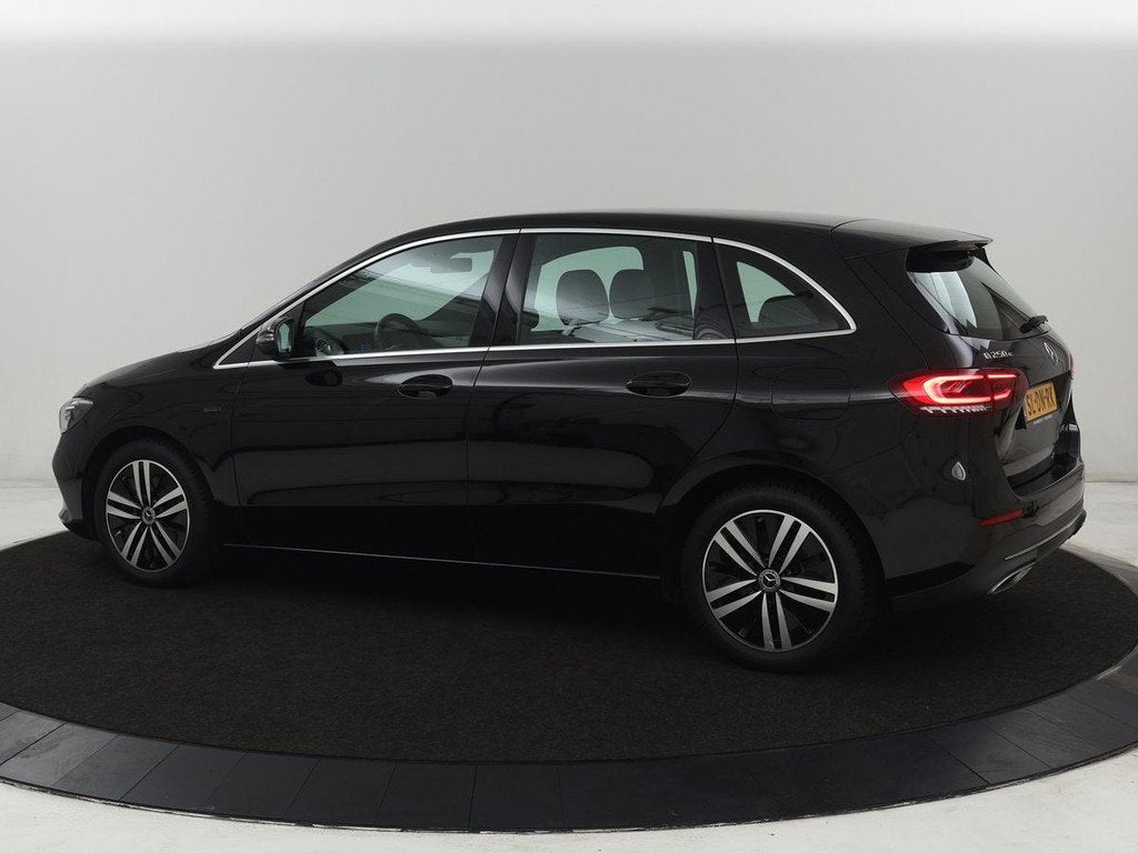 Mercedes-Benz B-klasse 250e Urban | SOH 96% | Leder | Stoelv, Auto's, Automatische klimaatregeling, Gebruikt, 4 cilinders, 16 kWh