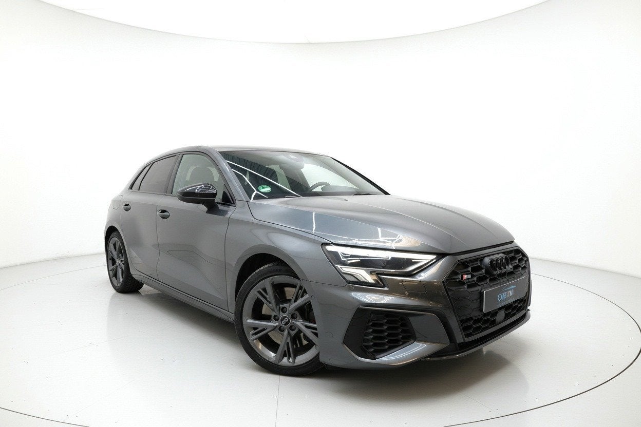 Audi A3 Sportback 2.0 TFSI S3 quattro LEER ACC CARPLAY SFEER, Auto's, Automaat, Dealer onderhouden, Gebruikt, 4 cilinders