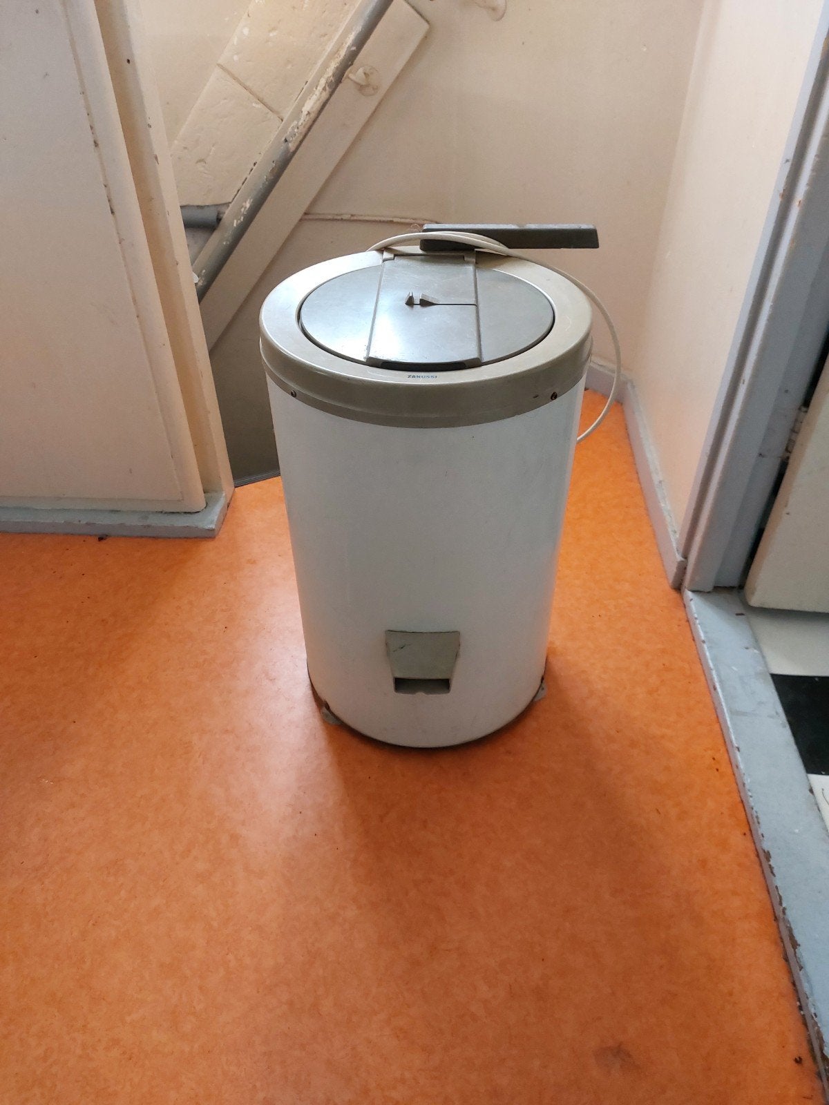 ZANUSSI CENTRIFUGE, Ophalen, Gebruikt, Minder dan 85 cm, Bovenlader