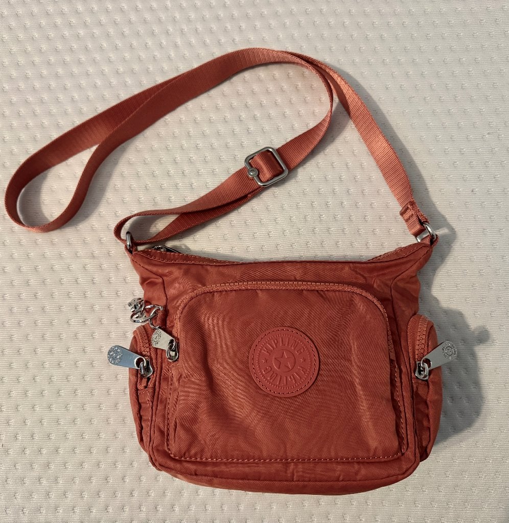 Kipling tas - koraal oranje / roze, Sieraden, Tassen en Uiterlijk, Tassen | Schoudertassen, Verzenden, Zo goed als nieuw, Kipling
