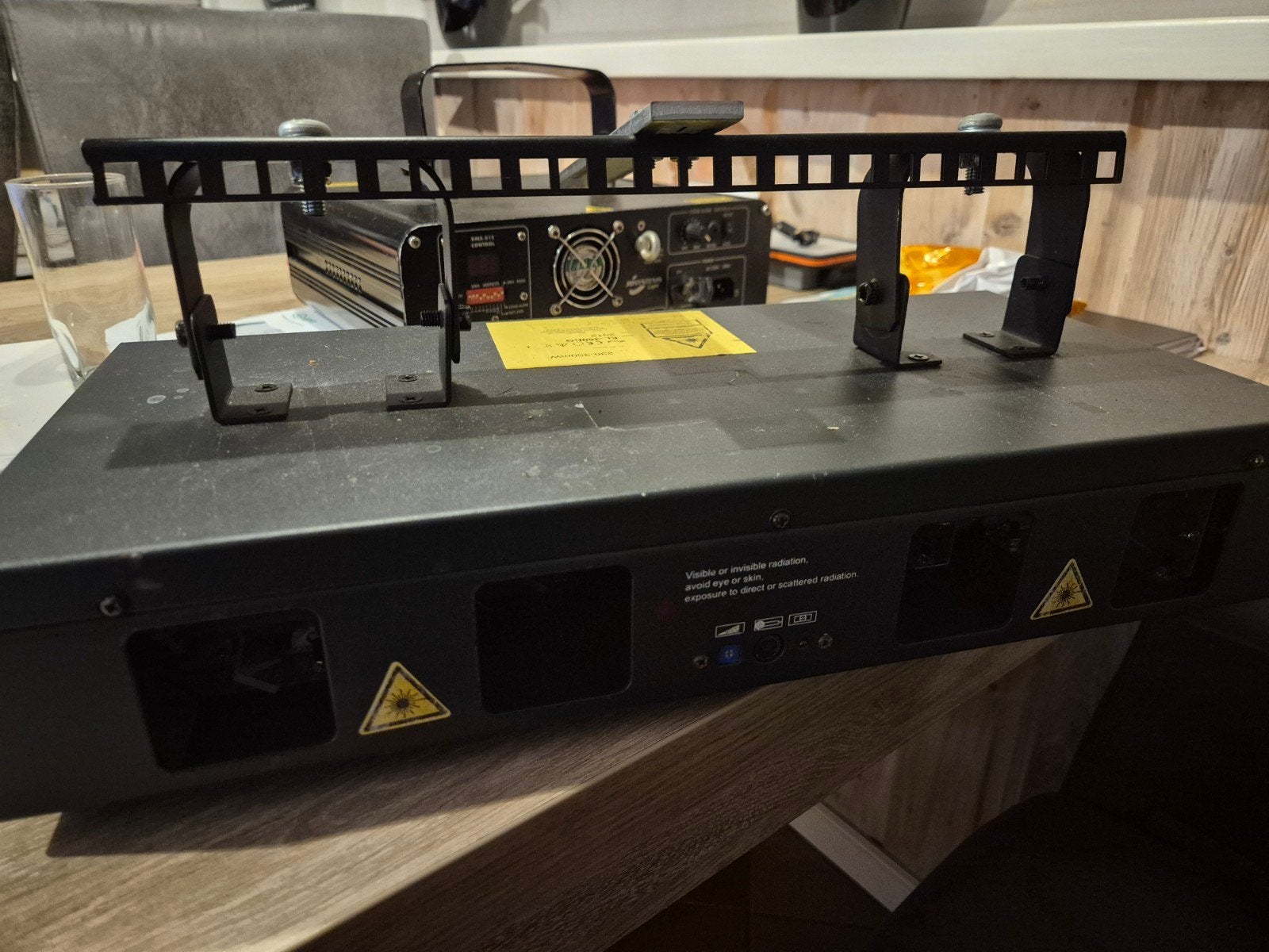 2 lasers. Zijn hier overbodig, Ophalen, Licht