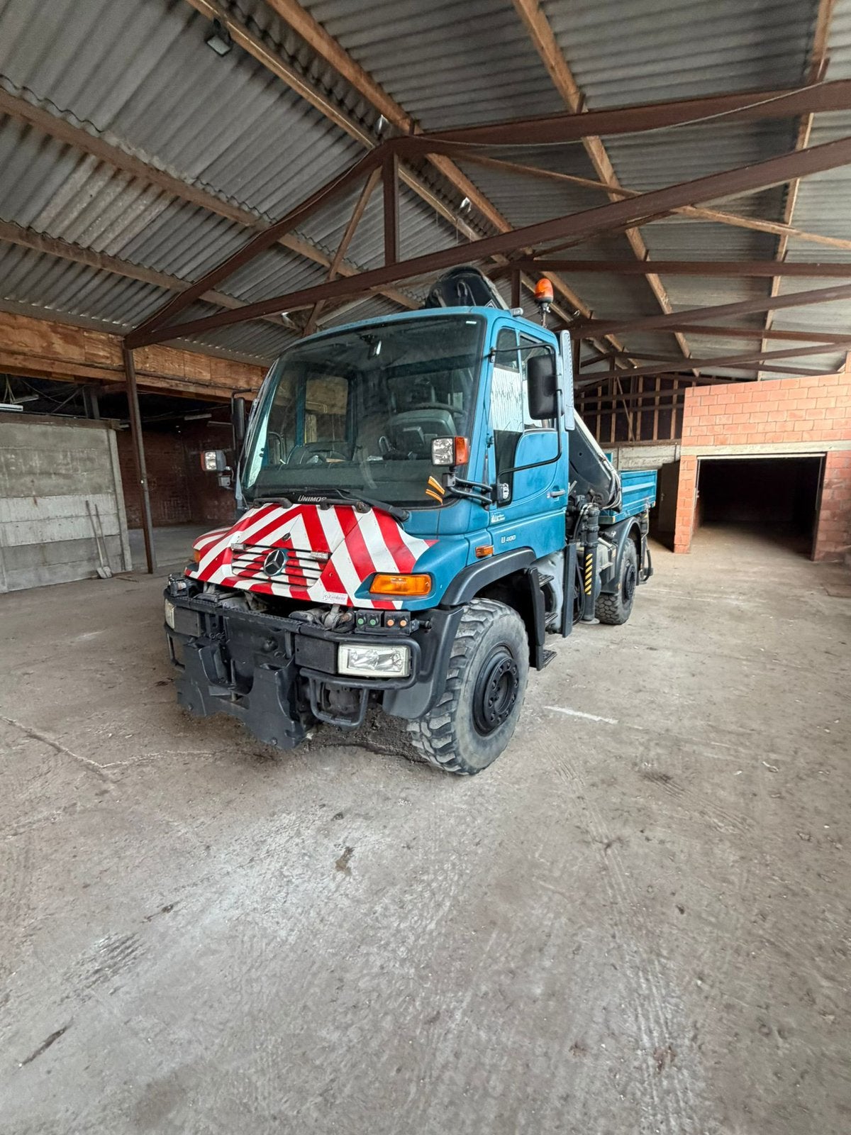 Mercedes unimog u400 met kraan, Auto's, Mercedes-Benz, Bedrijf, Te koop