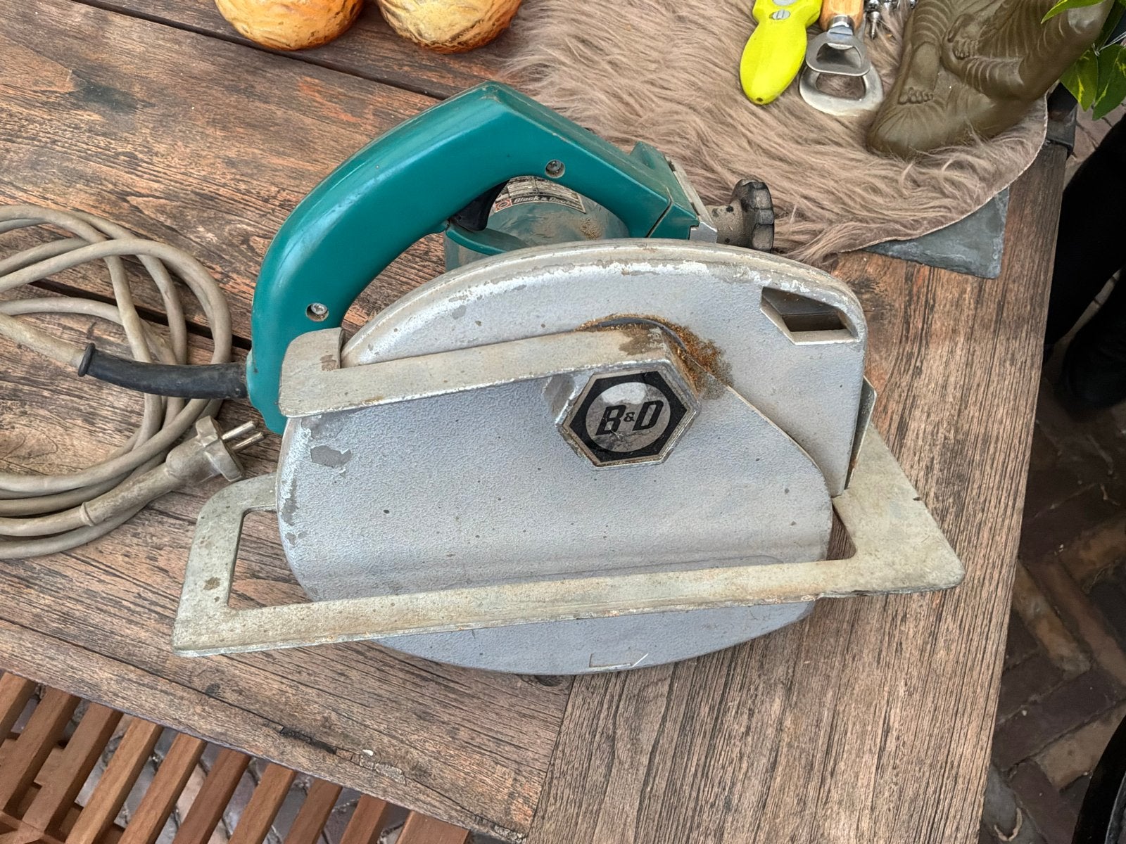 Black & Decker HD 1000 Cirkelzaag - 1050W, Doe-het-zelf en Verbouw, Ophalen, Gebruikt, Cirkelzaag, 70 mm of meer