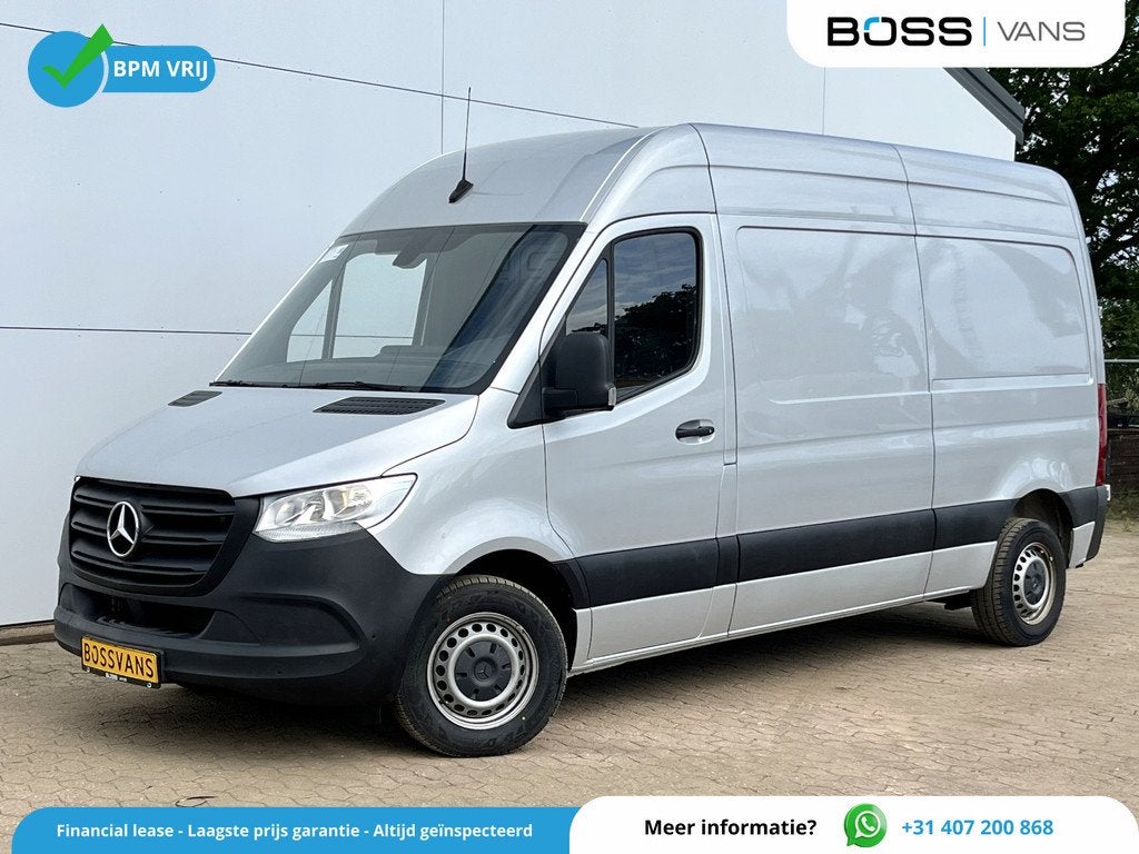 Mercedes-Benz Sprinter 215 1.9 CDI L2H2 Automaat L2H2 Climat, Auto's, Gebruikt, Zwart, 4 cilinders, 150 pk