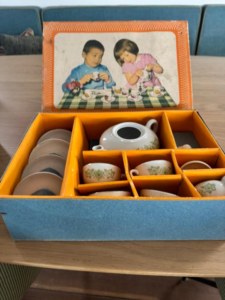 Vintage kinder theeserviesje. Jaren zestig, Verzamelen, Retro, Ophalen of Verzenden, Overige typen