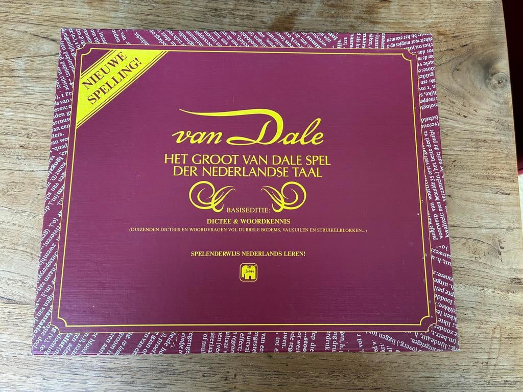 Van Dale - Het groot Van Dale spel der Nederlandse taal, Vijf spelers of meer, Ophalen of Verzenden, Zo goed als nieuw