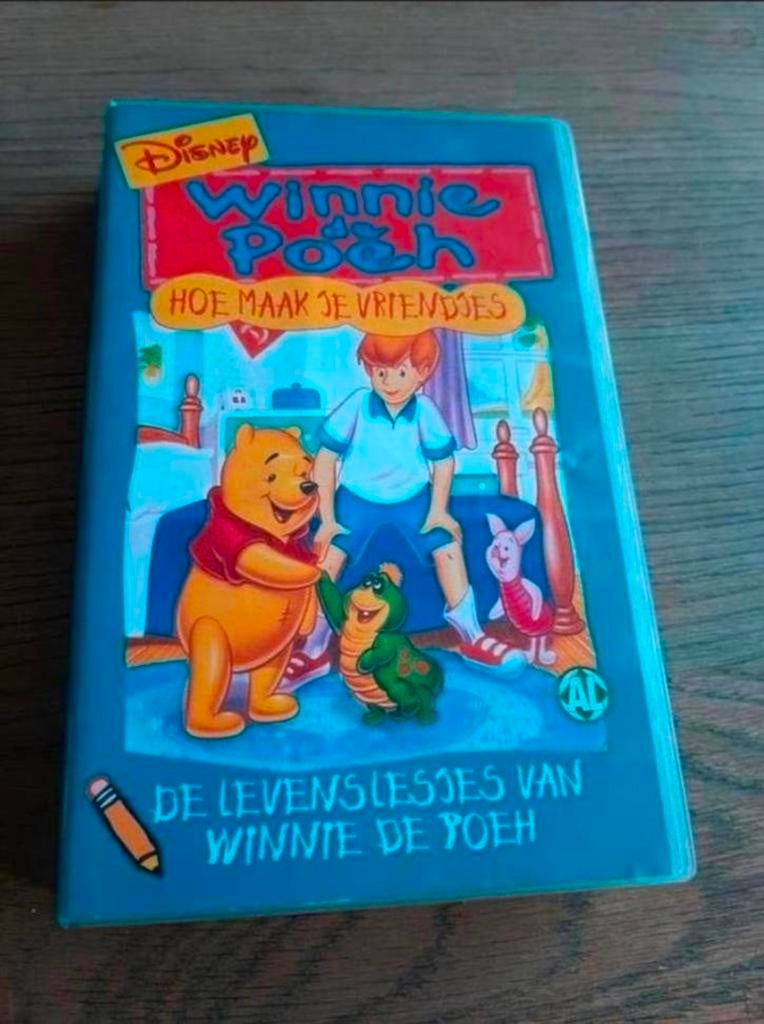 Disney Winnie the Poeh hoe maak je vriendjes videoband, Cd's en Dvd's, VHS | Kinderen en Jeugd, Alle leeftijden, Ophalen of Verzenden