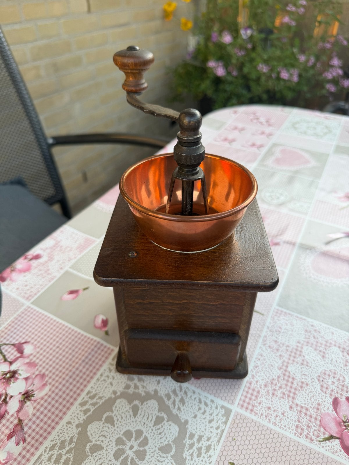 Antieke handmatige koffiemolen van DE met koperen kom, Antiek en Kunst, Antiek | Keukenbenodigdheden, Ophalen of Verzenden
