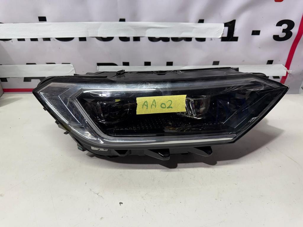 Volkswagen ID.4 Koplamp, Gebruikt, -, -, Ophalen of Verzenden