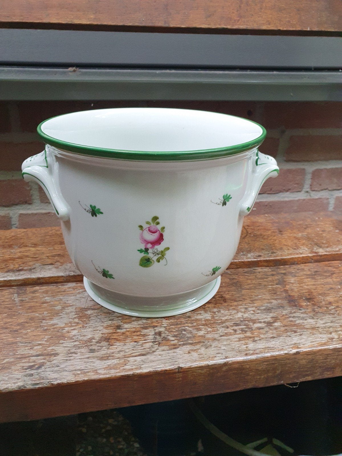 Herend Hongaarse porseleinen plantenbak met roosdecor, Ophalen of Verzenden