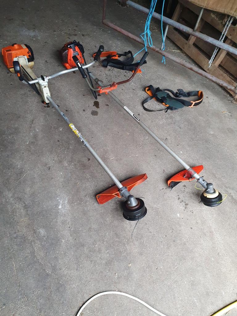 2 bosmaaiers, Tuin en Terras, Bosmaaiers, Ophalen, Gebruikt, 10 tot 30 cm, Stihl