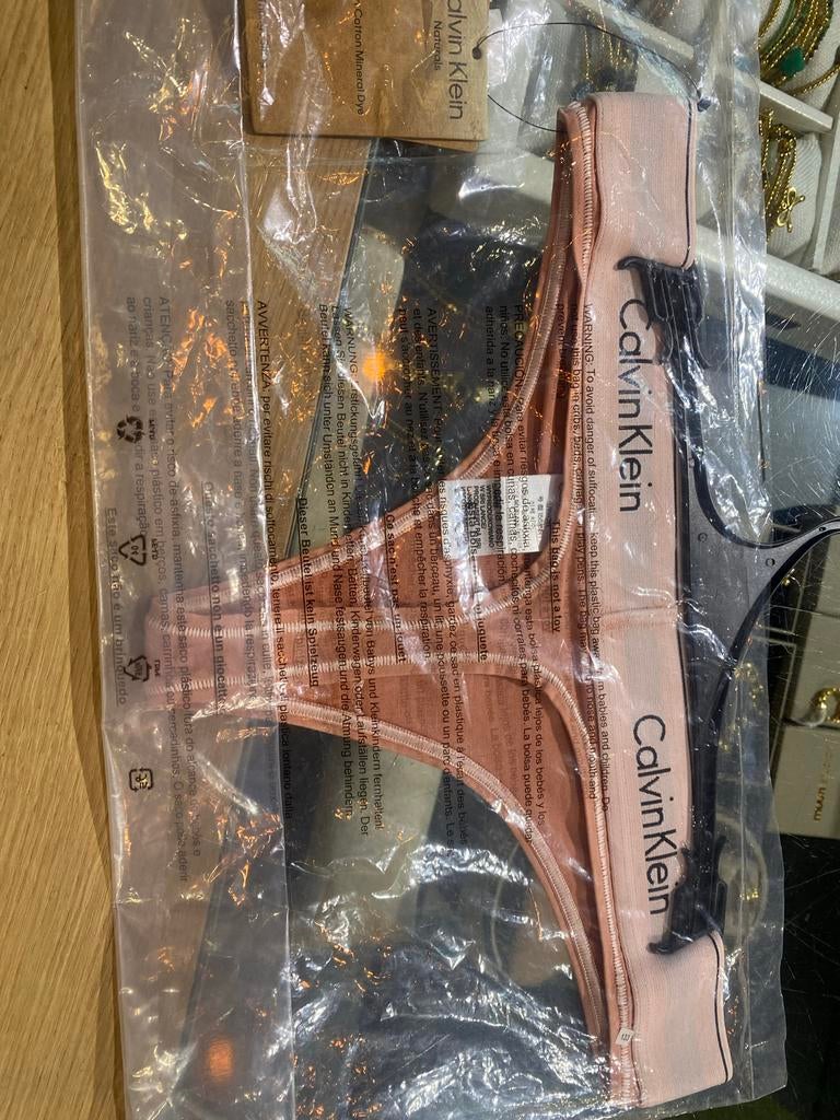 Calvin Klein Strings - Maat S & M, Ophalen of Verzenden, Roze, String