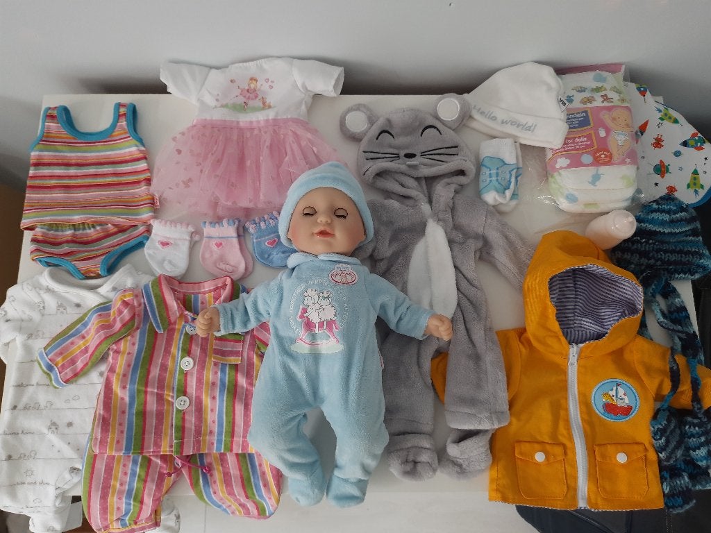 Zapf Creation Babypop met veel kleertjes, Ophalen of Verzenden, Zo goed als nieuw, Babypop