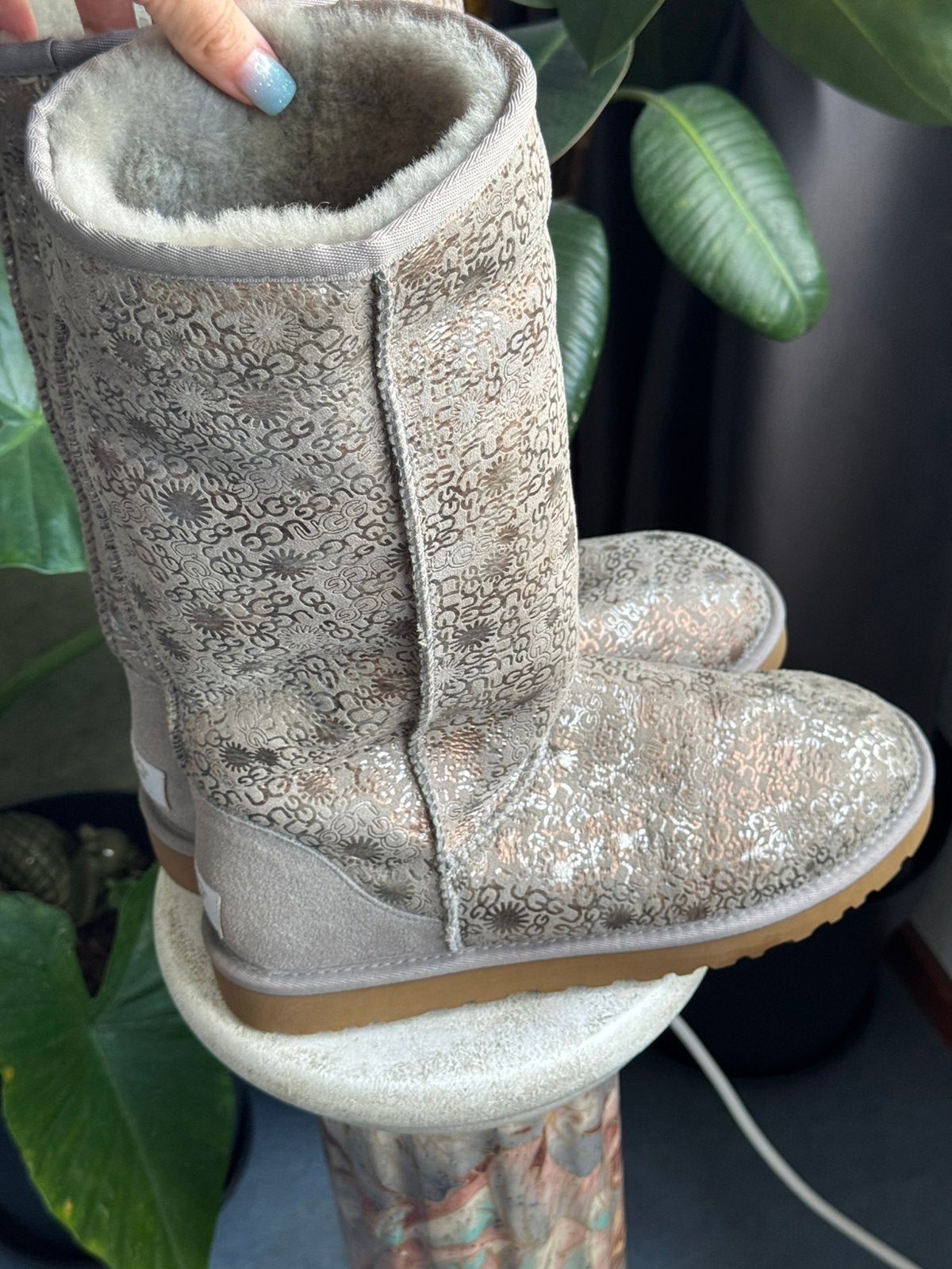 UGG maat W9 (40), Verzenden, Zo goed als nieuw, Pantoffels of Sloffen