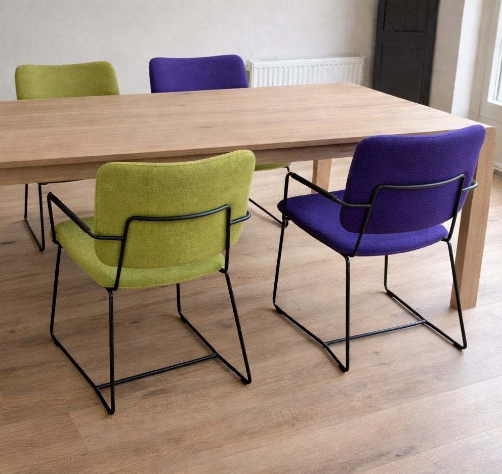 Bert plantagie Kiko Eetkamerstoelen 4x, Ophalen, Zo goed als nieuw, Vier, Stof