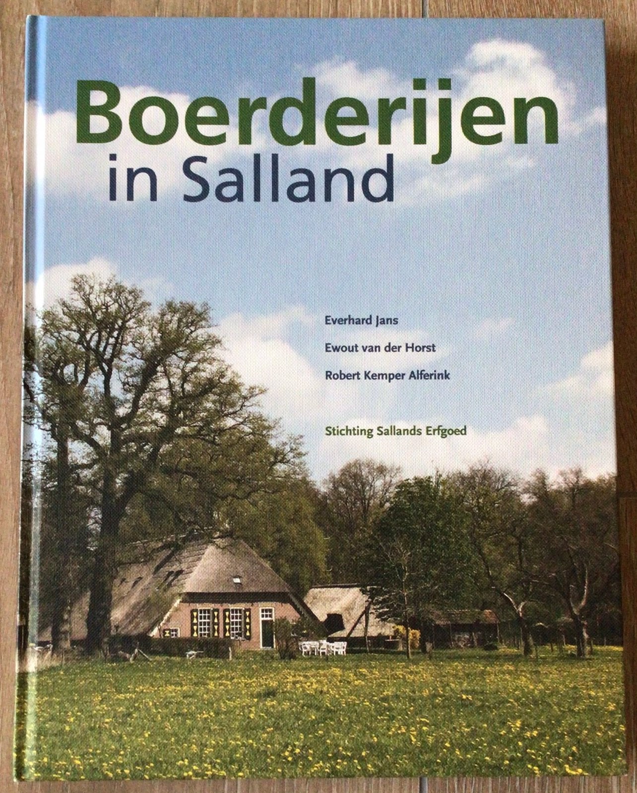 Boerderijen in Salland – Everhard Jans, Ophalen of Verzenden, Zo goed als nieuw, Everhard Jans ; Ewout van der Horst ; Robert Kemper Alferink
