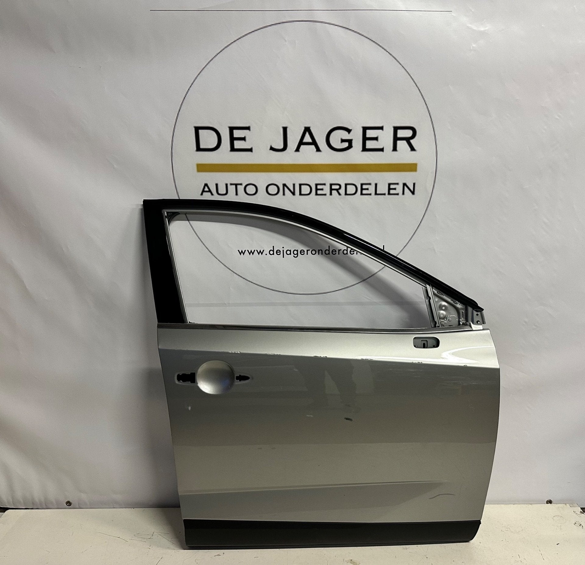NISSAN QASHQAI J12 PORTIER DEUR ORIGINEEL RECHTSVOOR, Auto-onderdelen, Deur, Takashima 1-chome 1-1
220-8686  Yokohama, Ophalen of Verzenden