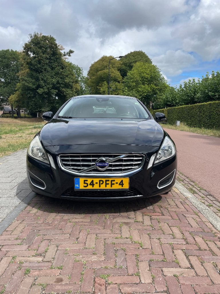 Volvo V60 T3 Start/stop 150pk 2011 Zwart, Auto's, Volvo, Voorwielaandrijving, Zwart, 4 cilinders, Electronic Stability Program (ESP)