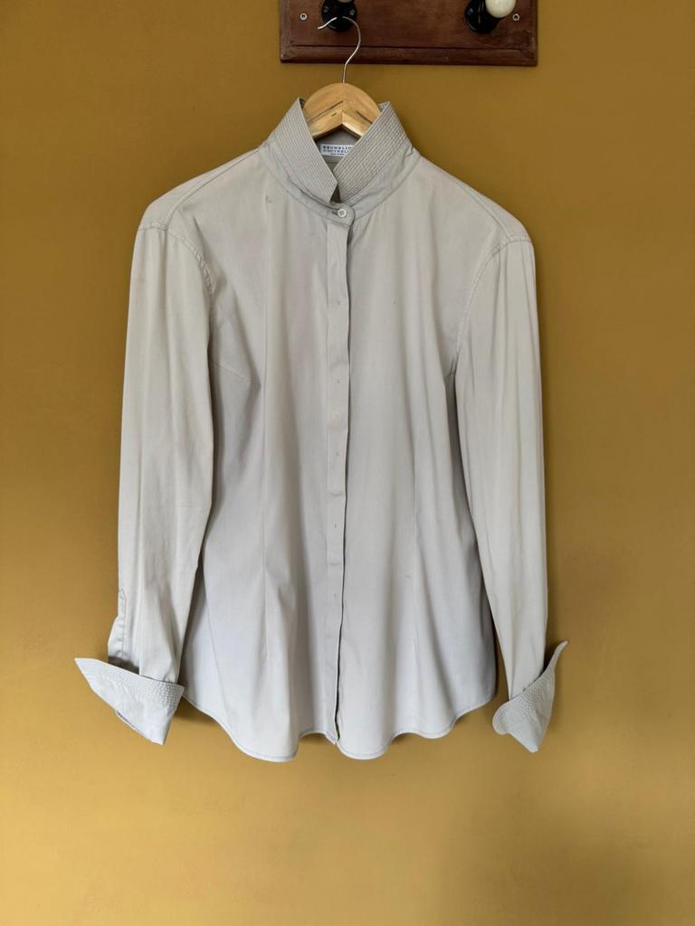 Mooie blouse van Brunello Cucinelli maat 42, Ophalen of Verzenden, Zo goed als nieuw, Blauw, Halswijdte 41/42 (L)
