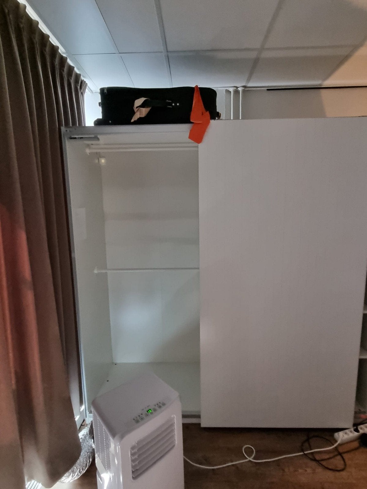 Ikea pax kast gratis, Ophalen, Zo goed als nieuw, 50 tot 75 cm, 200 cm of meer