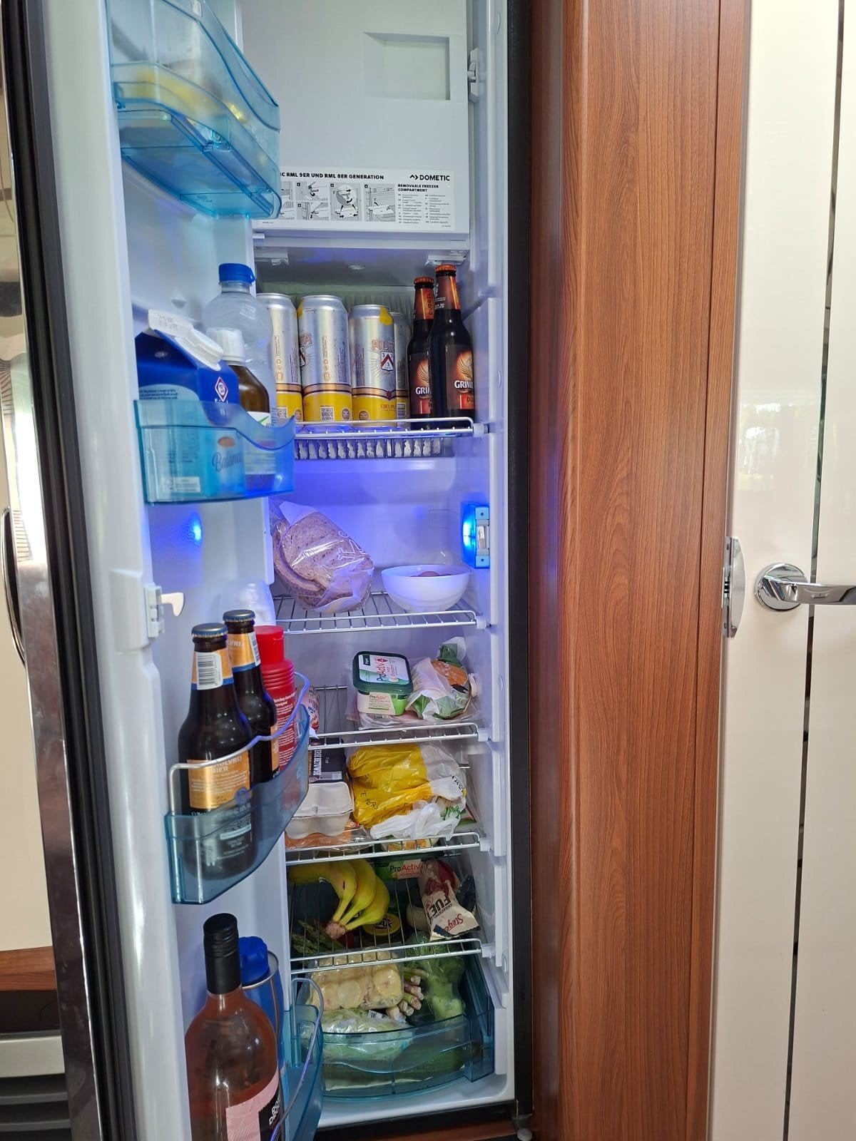 Hobby Caravan 540 UFF uit 2019 met vele extra's, Vast bed, Rondzit, Hobby, Particulier