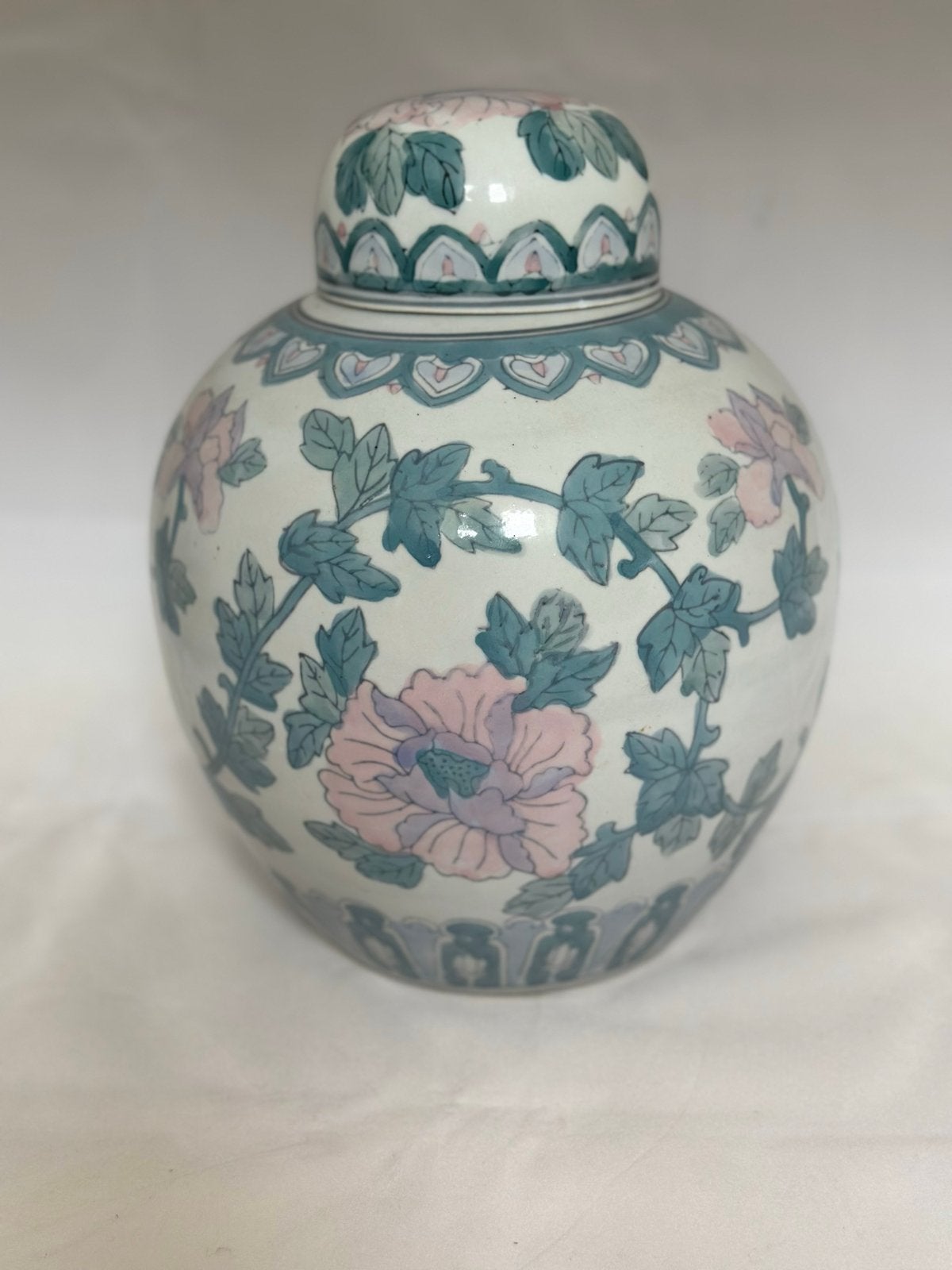 Chinese gemberpot met chrysanten, 2e helft 20e eeuw, Ophalen of Verzenden