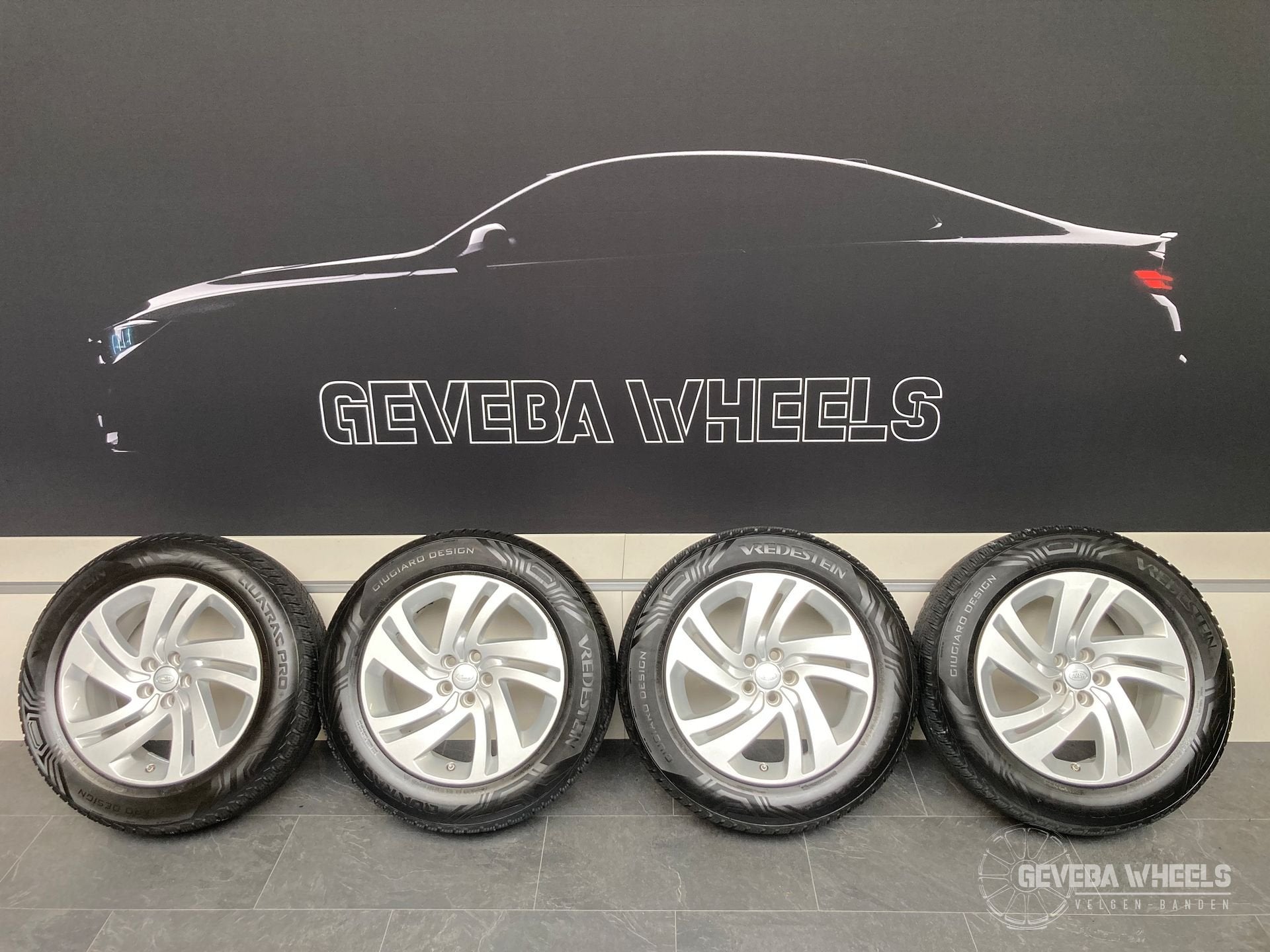 18” originele LR Range Rover Evoque velgen allseason banden, 18 inch, Gebruikt, -, -