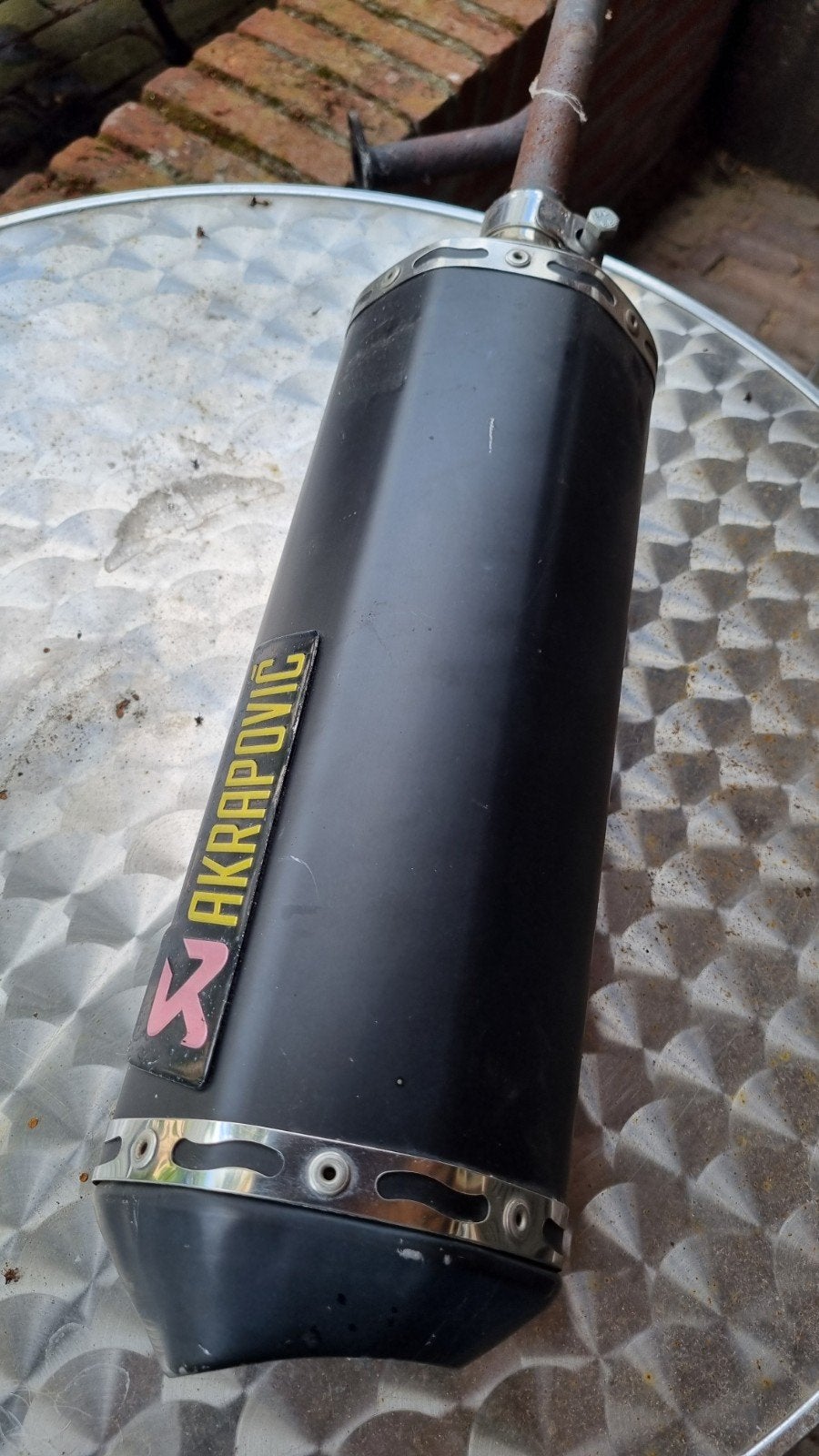 Akrapovic uitlaatdemper - Gebruikt, Ophalen of Verzenden