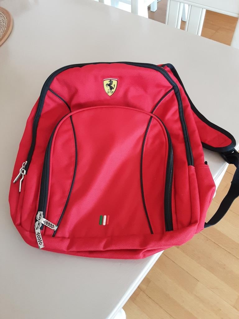 Nieuwe Ferrari rugtas - Ideaal voor school of vrije tijd, Overige merken, 25 tot 40 cm, Nieuw, Ophalen of Verzenden