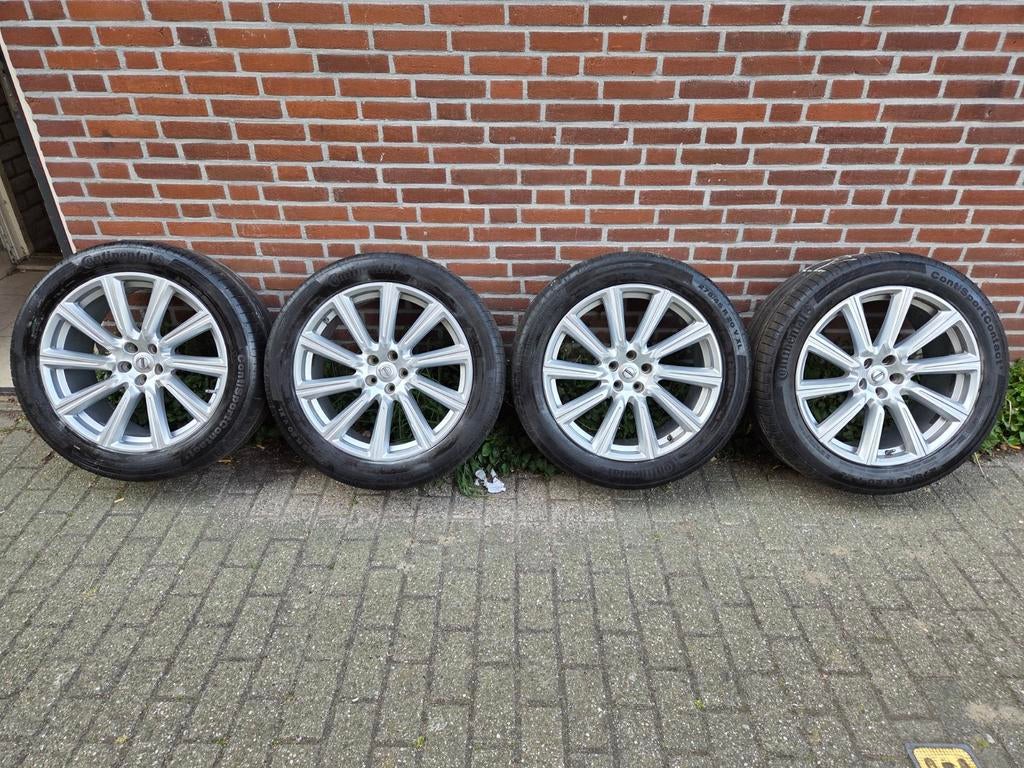 Volvo XC90 t8 inscription velgen: 275-45-20. Goed profiel >, Ophalen, Velg(en), 275 mm, Nieuw