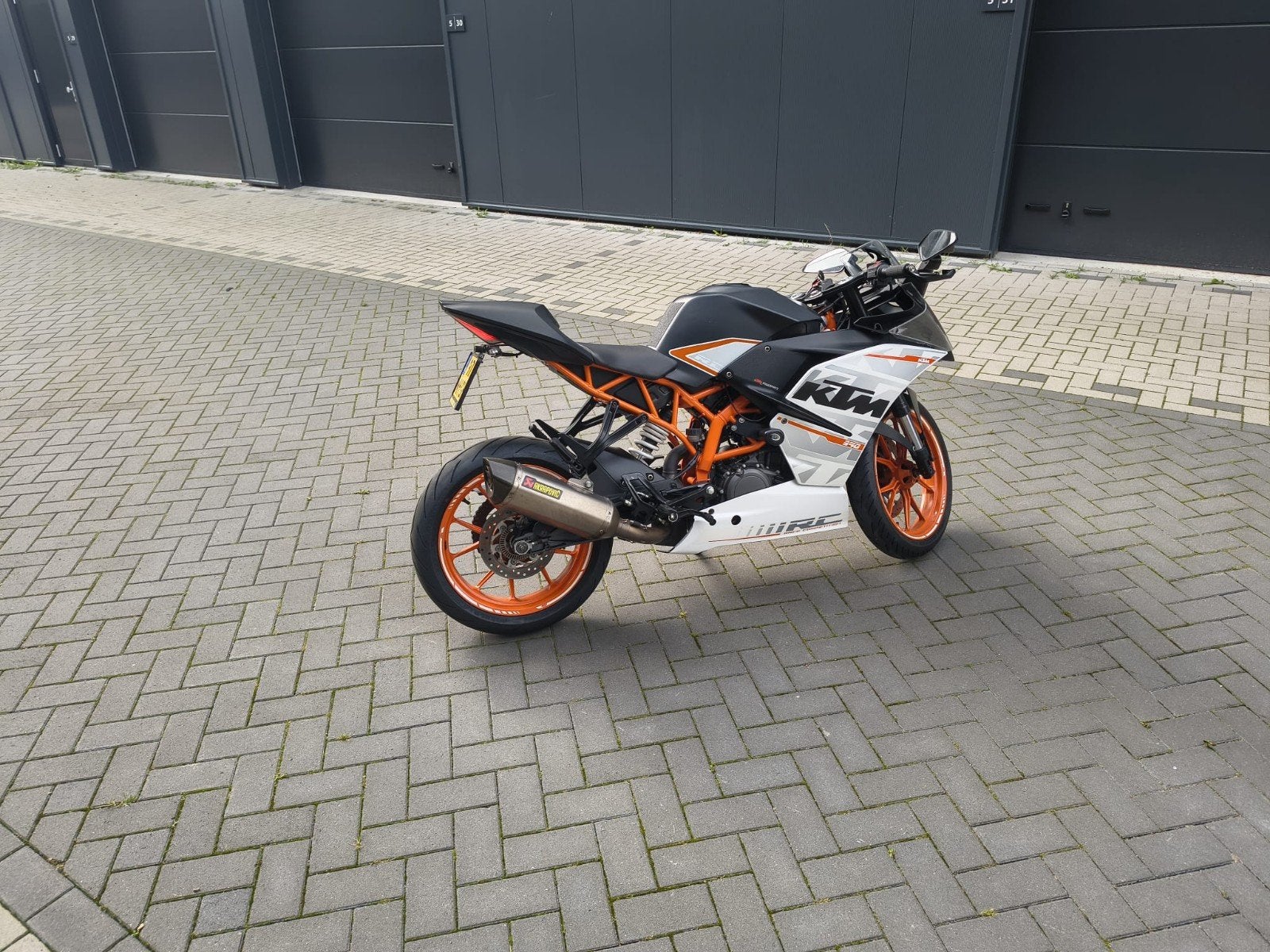 KTM RC 390 - 2015 - 21.000 km, Motoren, Gebruikt, KTM, Meer dan 35 kW, Minimaal motorrijbewijs A2